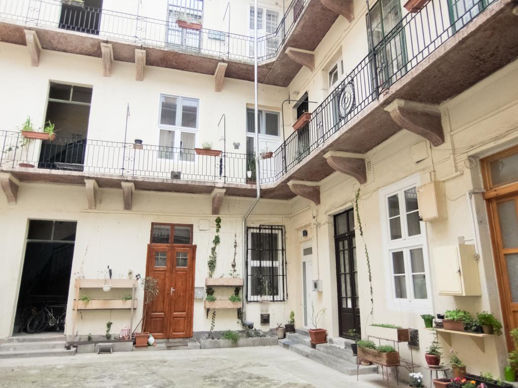 Goldcentral Apartment Dob Budapest Exterior foto