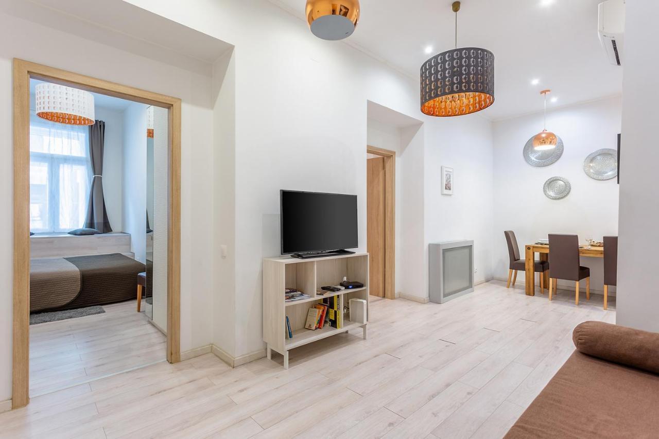 Goldcentral Apartment Dob Budapest Exterior foto